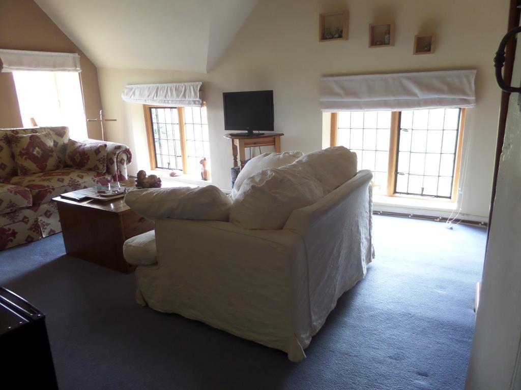 Leintwardine Walford Court Bed & Breakfast エクステリア 写真