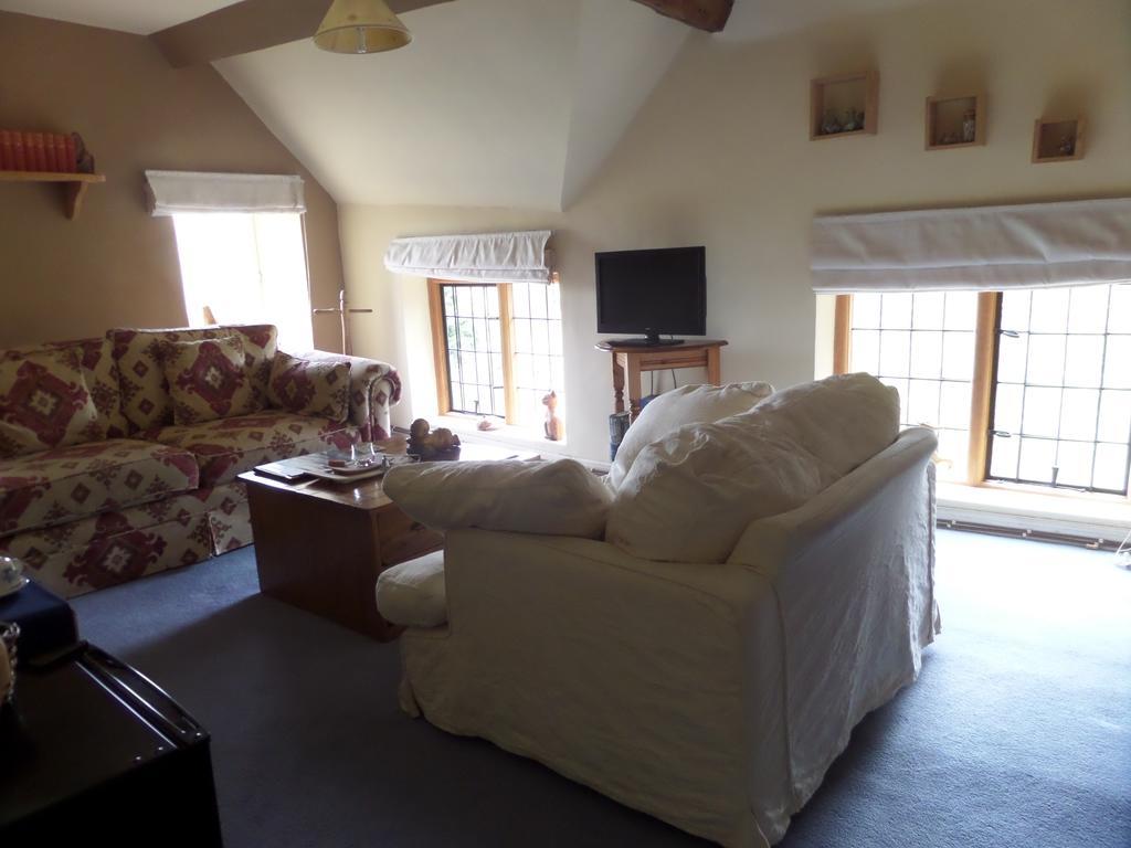 Leintwardine Walford Court Bed & Breakfast エクステリア 写真