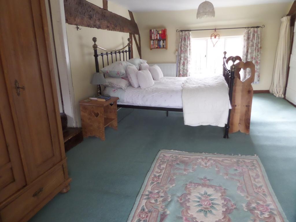 Leintwardine Walford Court Bed & Breakfast エクステリア 写真